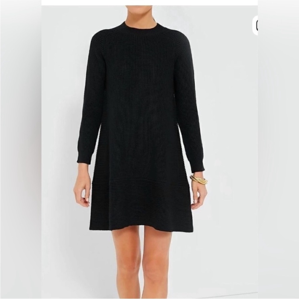 Tuckernuck POMANDER PLACE
Black Ainsley Knit Dress